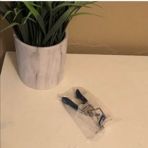 Birchbox eyelash curler
